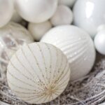 christmas-baubles-8461383_1920